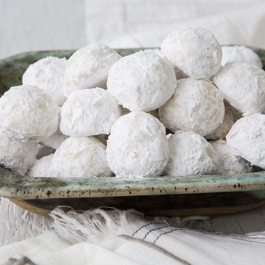 Bowl of wedding cookies