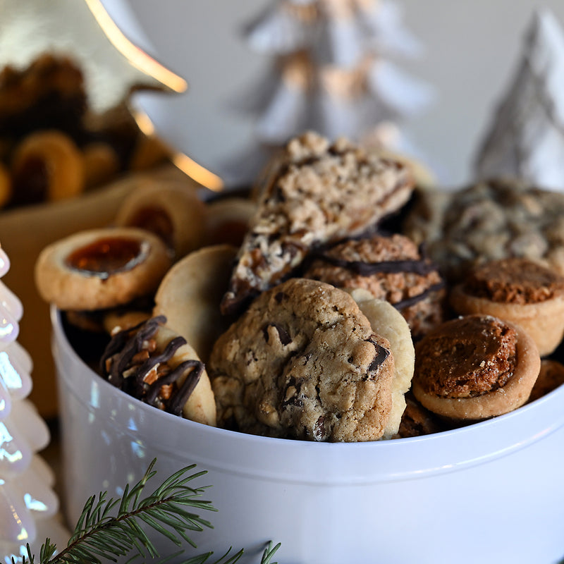 Fill-Your-Own Holiday Cookie Tins